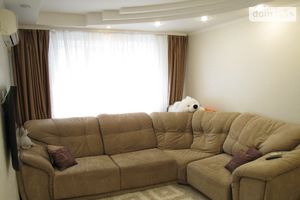 Продается 3-комнатная квартира 73 кв. м в Запорожье