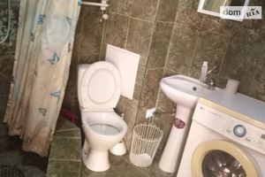 Сдается в аренду 1-комнатная квартира 42 кв. м в Ровно