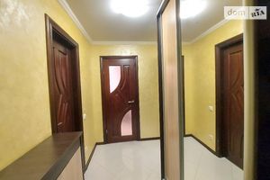 Сдается в аренду 1-комнатная квартира 42 кв. м в Тернополе