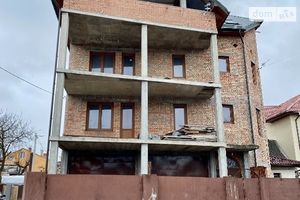 Продается дом на 3 этажа 433 кв. м с беседкой