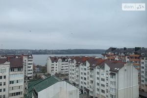 Продается 2-комнатная квартира 71 кв. м в Тернополе