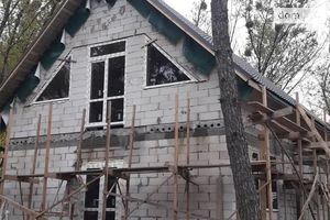 Продается дом на 2 этажа 156 кв. м с подвалом