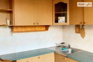 Сдается в аренду 3-комнатная квартира 73 кв. м в Черновцах