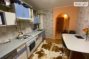 Продается 1-комнатная квартира 34 кв. м в Николаеве