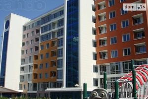 Продается 5-комнатная квартира 162 кв. м в Одессе