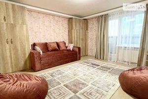 Сдается в аренду 1-комнатная квартира 47 кв. м в Днепре