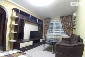 Сдается в аренду 1-комнатная квартира 32.3 кв. м в Черкассах