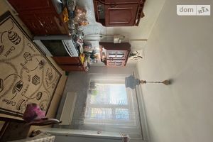 Продается 2-комнатная квартира 49 кв. м в Черновцах