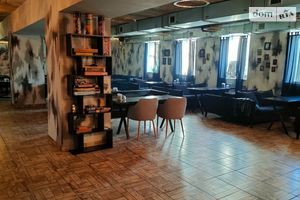 Продается кафе, бар, ресторан 300 кв. м в 3-этажном здании