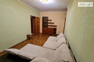 Сдается в аренду 3-комнатная квартира 60 кв. м в Черкассах