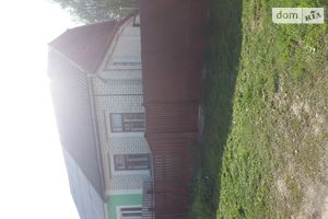 Продається частина будинку 69.6 кв. м з бесідкою